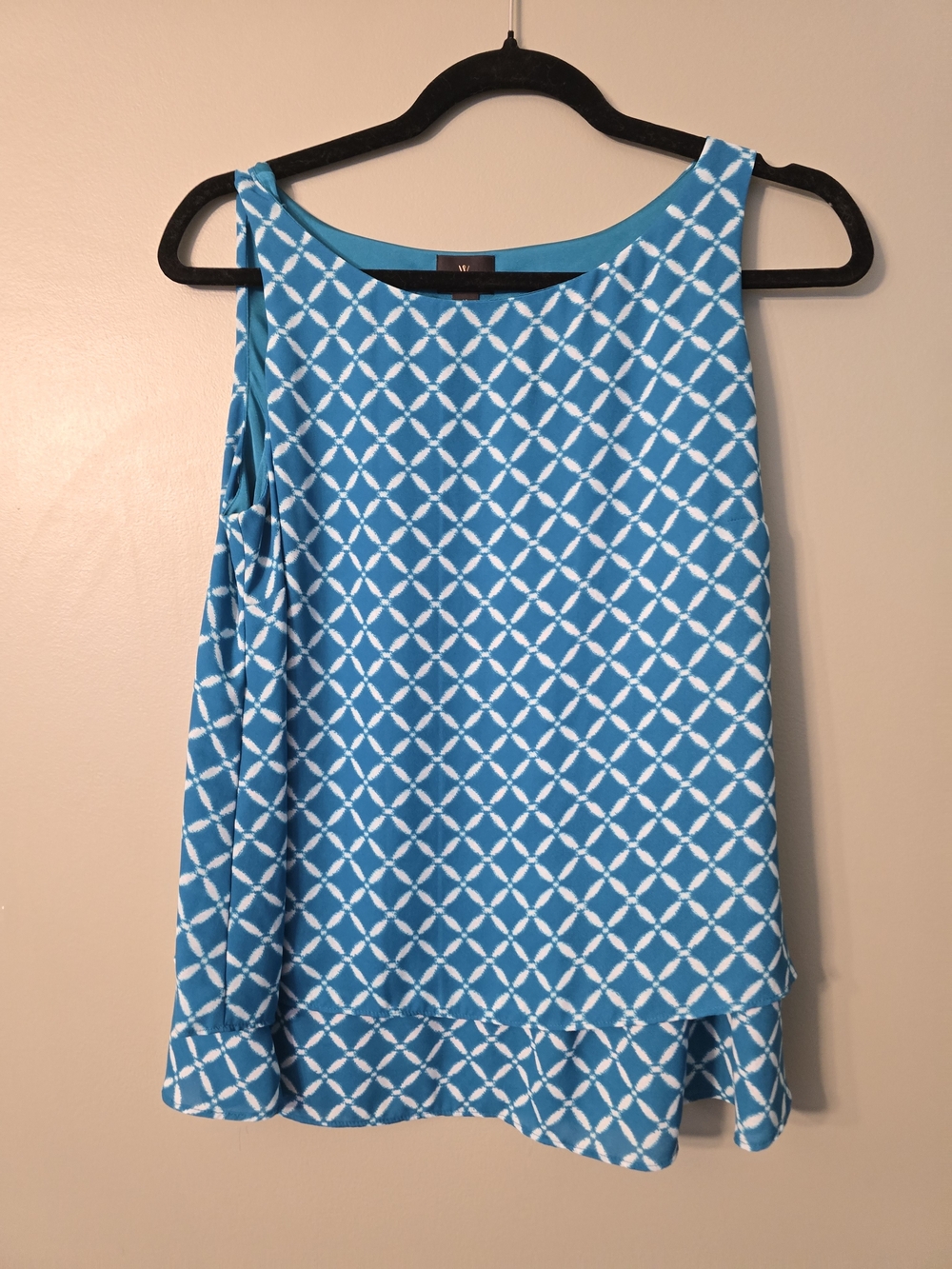 Worthington Blue and White Geo-Print Sleeveless Camisole